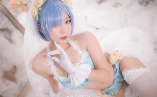 Money冷冷的图片集,独具一格的佛系妹子