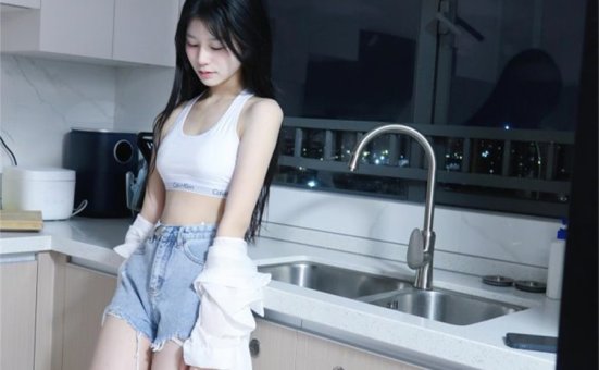 陈不凡超甜微密精选图片全览,糖果女神强势崛起!