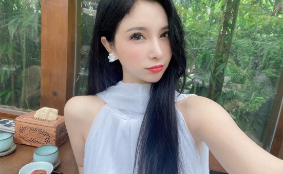 小蛮妖Yummy个人简介，有才又有颜的小仙女