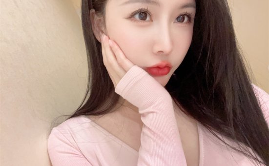 夏天的小雪微密图片分享,weme中的魅力女神