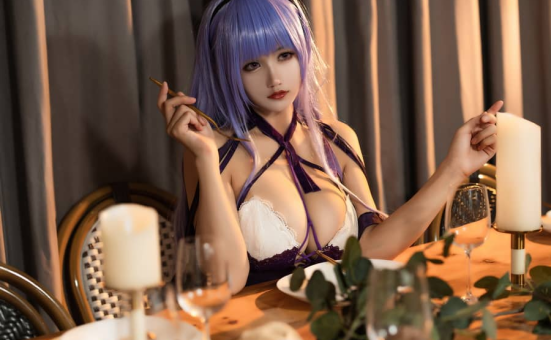 小仓千代w最新作品《黛朵礼服》:探寻她的魅力与绝美cosplay之旅