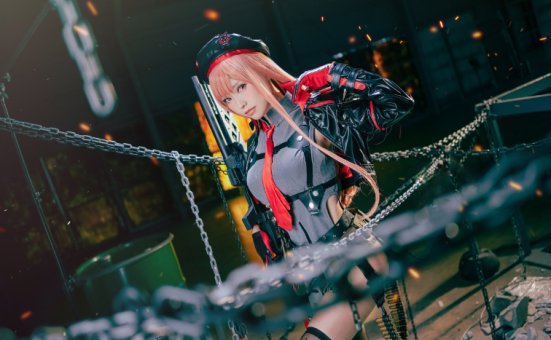 ElyEE子小姐姐cos《June A-Rapi 拉毗》带你体验最刺激的战斗!