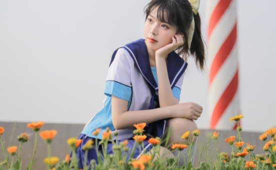 《高岭爱花》:Fushii_海堂小姐姐的绚丽色彩之旅!