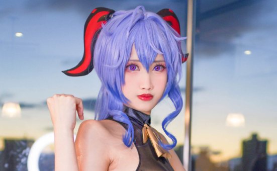 美丽温柔的kaya萱演绎的《甘雨》角色让你感受和平之美！