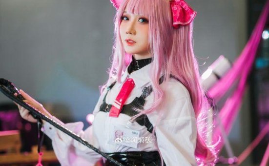 焖焖碳崭露头角:《胜利女神:妮姬》角色扮演火爆全场!