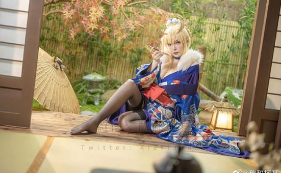 秋和柯基cos作品 | 秋和柯基在《Fate/Grand Order》cos阿尔托莉雅