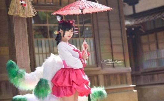 雨波_HaneAme cos《英雄联盟》阿狸,独特诠释九尾妖狐的魅力