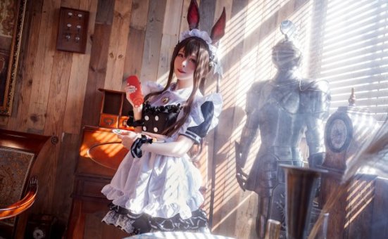 [明日方舟]樱岛嗷一cos阿米娅，性感迷人的“女仆”领袖