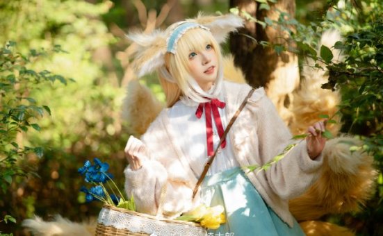 Kitaro_绮太郎cos《明日方舟》铃兰小姐,既可爱又迷人