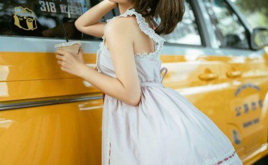 coser蠢沫沫的移动咖啡车:在大理洱海享受美味与美景