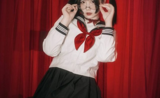 阿半今天很开心COS:微笑的魅力与创意的cosplay天地