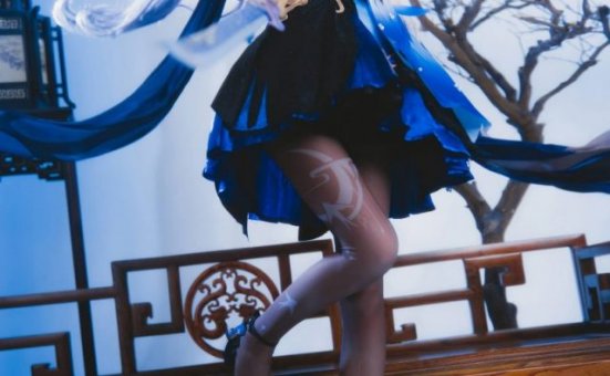 桜桃喵带你玩转原神COSPLAY：完美演绎刻晴的冷酷与性感