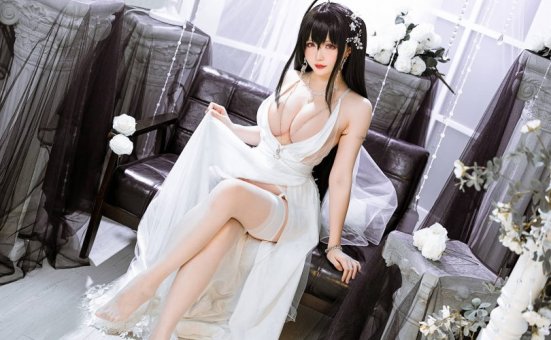 星之迟迟cos图集 | 星之迟迟_碧蓝航线·《Darling》大凤cos [60P-220MB]