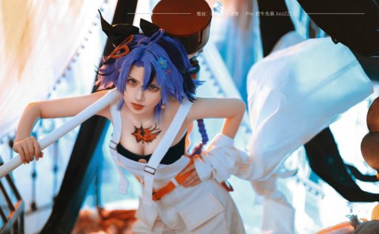 阳炎型小菠萝cos莓丝 | 阳炎型小菠萝_无期迷途·禁闭者莓丝cos作品 [14P-47MB]