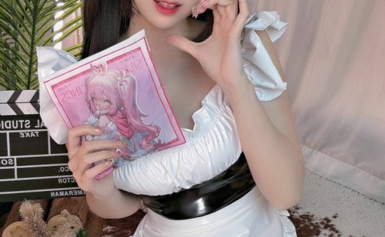 miko酱ww cos女仆 | miko酱ww_黑白女仆·胶衣+丝袜cos [123P-2.64GB]