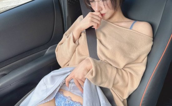 雨波_HaneAme cos淑女 | 雨波HaneAme_夏日·比基尼cos [5P-75MB]