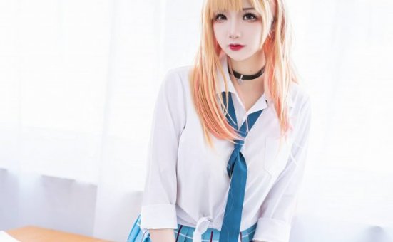 雪晴Astra喜多川海梦COS:演绎JK版二次元女神的性感与可爱