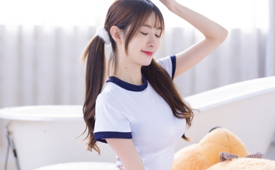 王羽杉吃鸡:从Coser到游戏直播,粉丝互动新体验