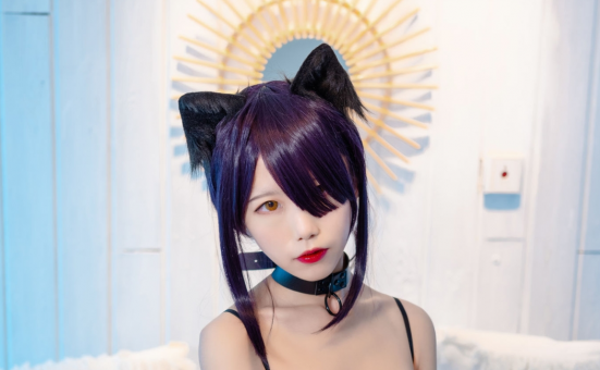 水淼aqua的《黑猫》:性感与俏皮的完美结合