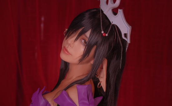 水淼aqua的《黑暗精灵女王》:魔法与魅力的完美结合