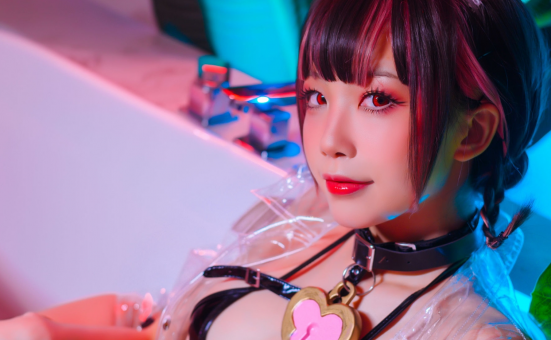 水淼aqua的”愈合”——一场色彩与魅力的碰撞