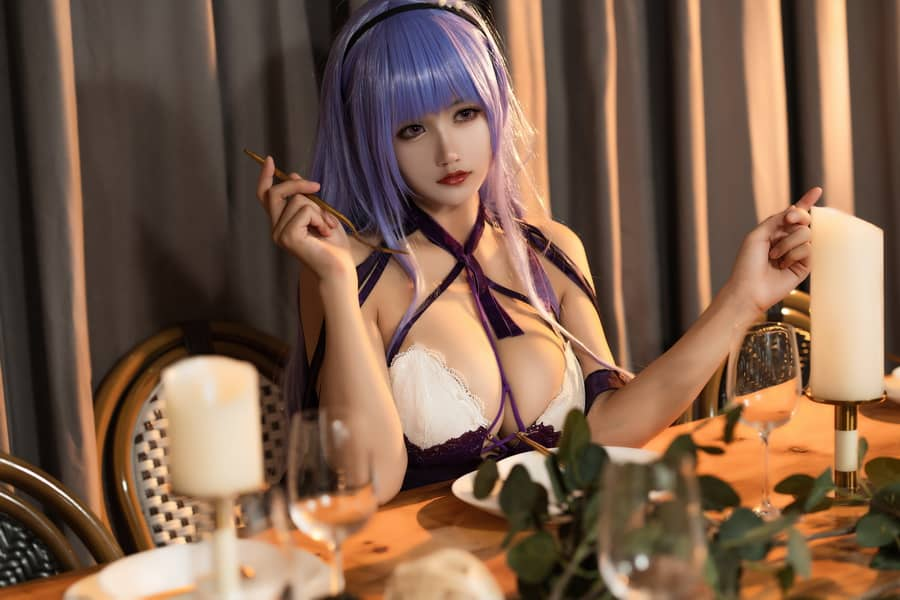 小仓千代w最新作品《黛朵礼服》:探寻她的魅力与绝美cosplay之旅
