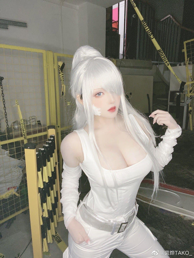 菌烨TAKO cos 作品 | coser@菌烨TAKO_cos“锻炼服版”白血球