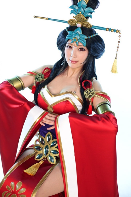 韩国COS团队“螺旋猫”的Doremi在《文明与征服》化身古典美人王昭君