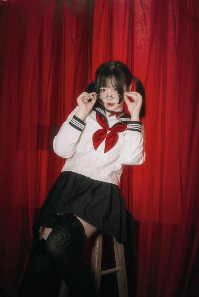 阿半今天很开心COS:微笑的魅力与创意的cosplay天地