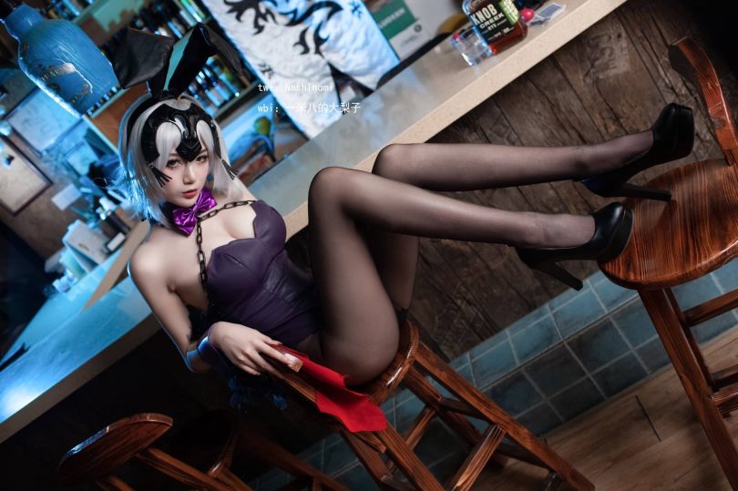 一米八的大梨子cos黑贞德 | 一米八的大梨子_FGO·黑贞德兔女郎cos [11P-3.45MB]