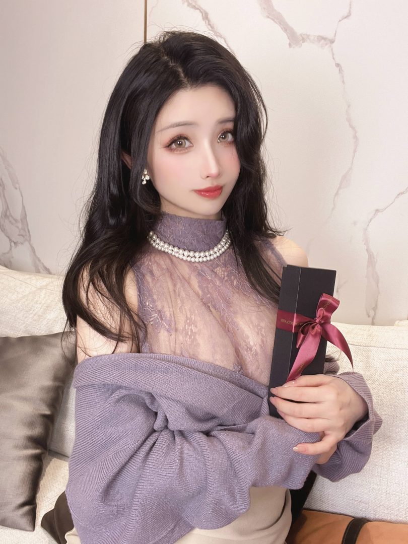 肉扣热热子cos图包 | rioko凉凉子(肉扣热热子) _情人节巧克力cos [40P20V-1.03GB]