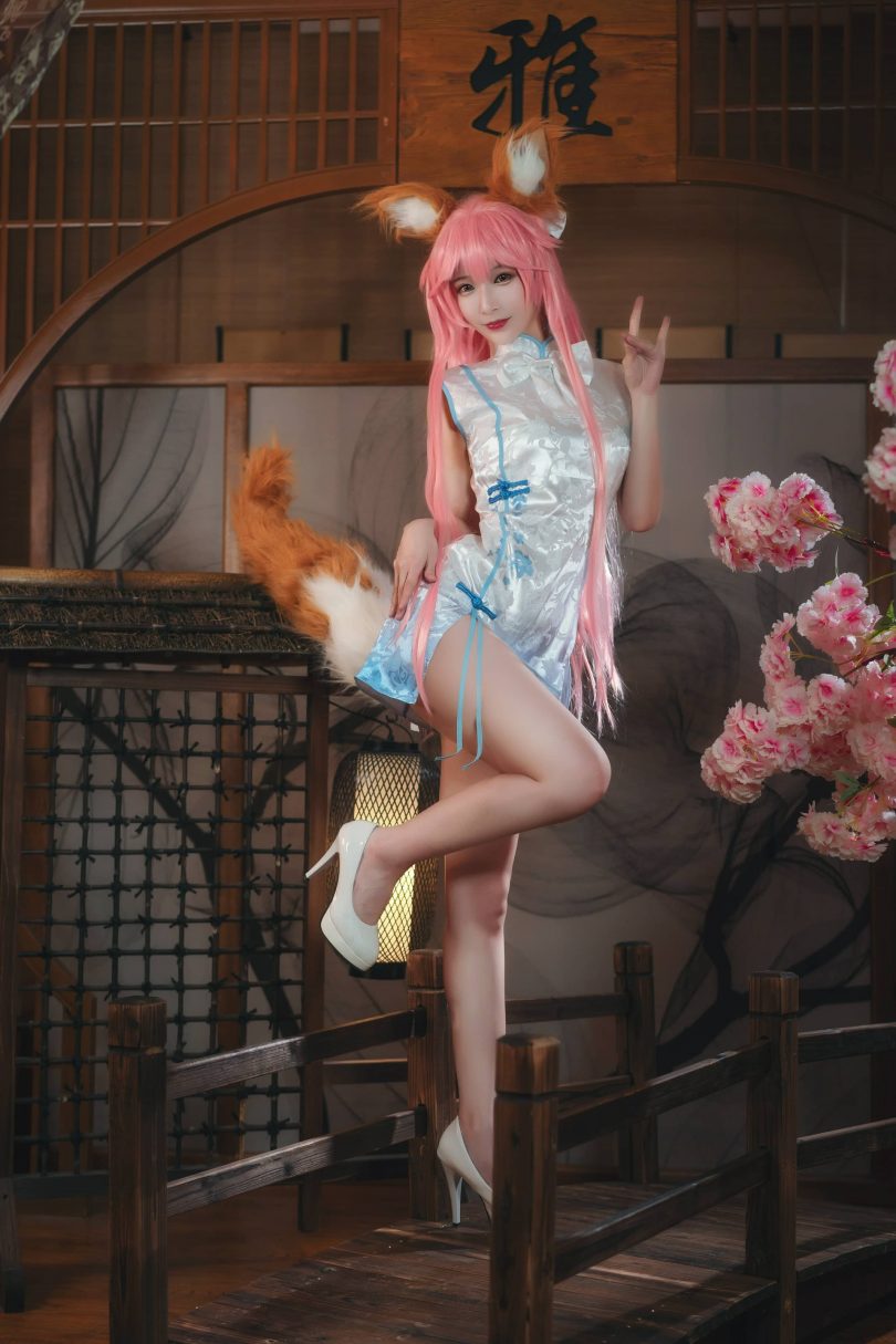 w百合欧皇子w cos玉藻前 | w百合欧皇子w_Fate/EXTRA·玉藻前旗袍cos [20P-189MB]