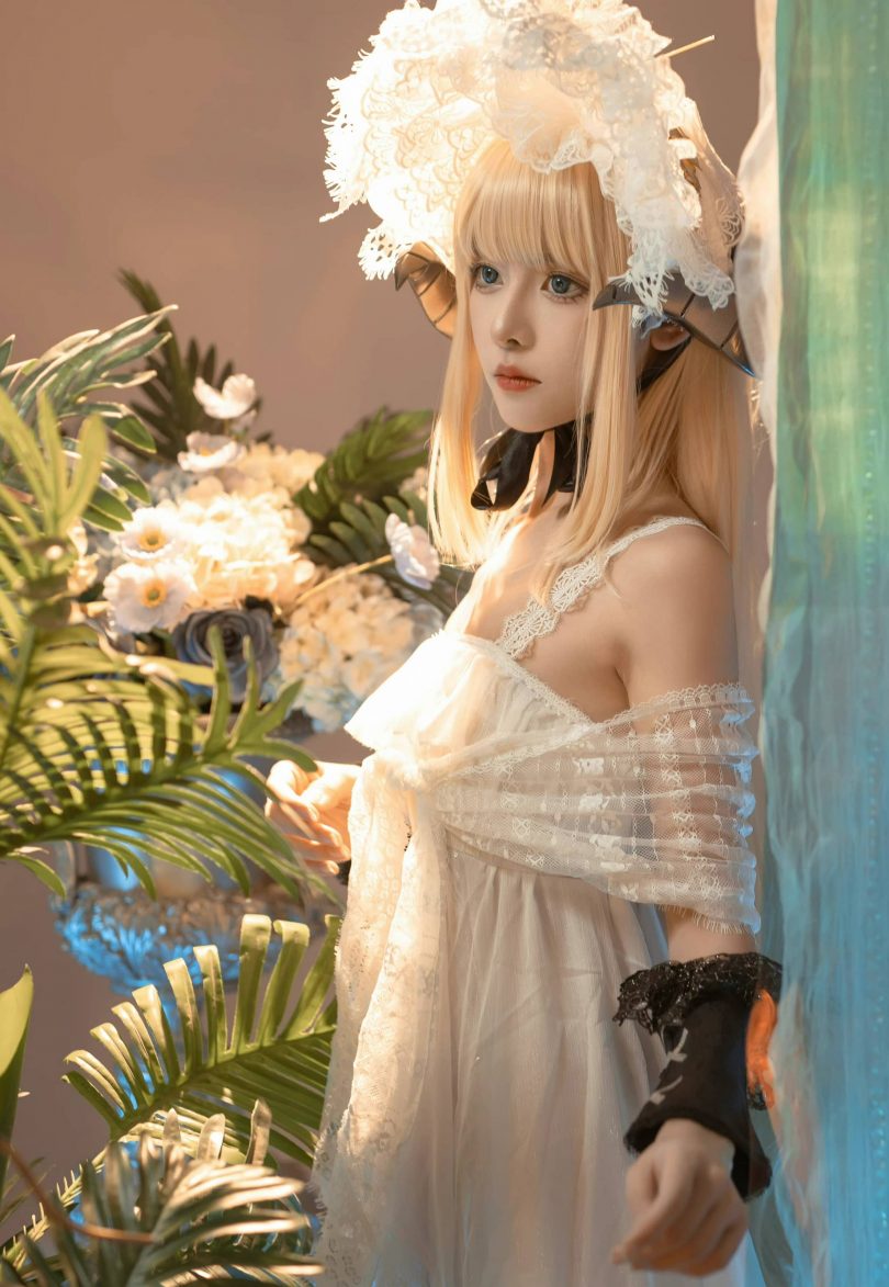 腥味猫罐cos夜莺 | 腥味猫罐_明日方舟·夜莺cos作品 [15P-94MB]