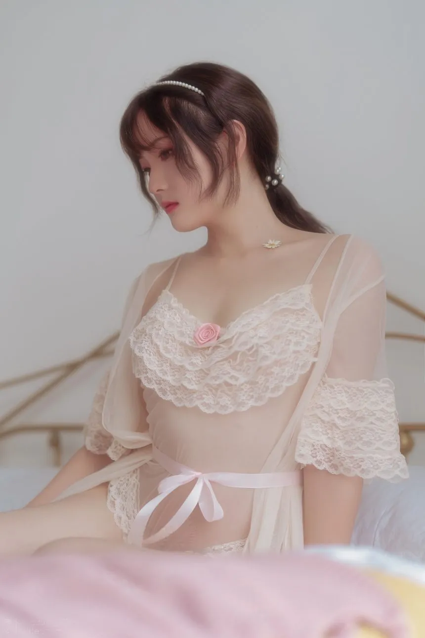 Natsuko夏夏子 –  雏菊