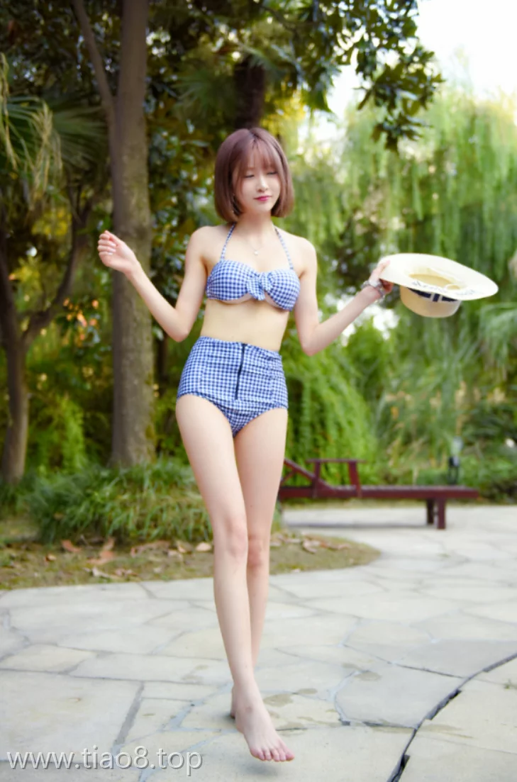 美图欣赏丨Coser王羽杉:NO.019-泳装[27P-34.8MB]