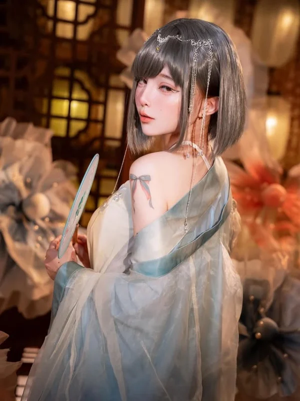 活娃娃崭新的演绎:Le Josette中秋特辑的视觉艺术与情感表达