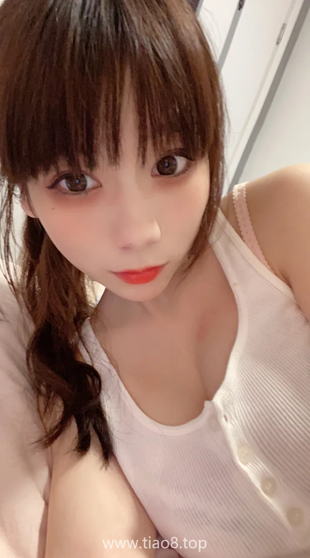 usejan蓝蓝这套夏日女友太绝了,117张图张张都有故事感